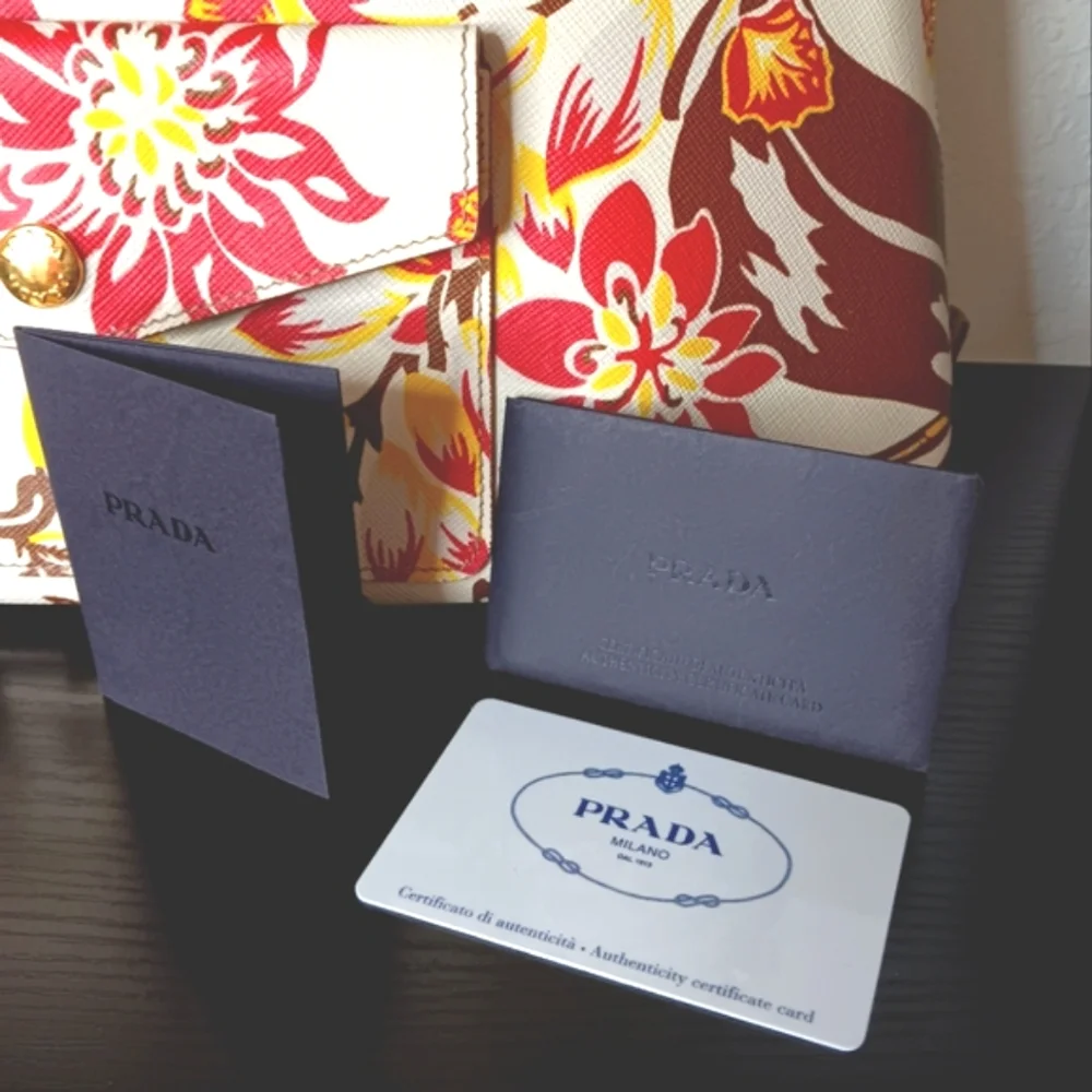 Prada RARE 💐 Large Floral Saffiano Lux Promenade Dome Sachel Bag - Picture 9 of 17